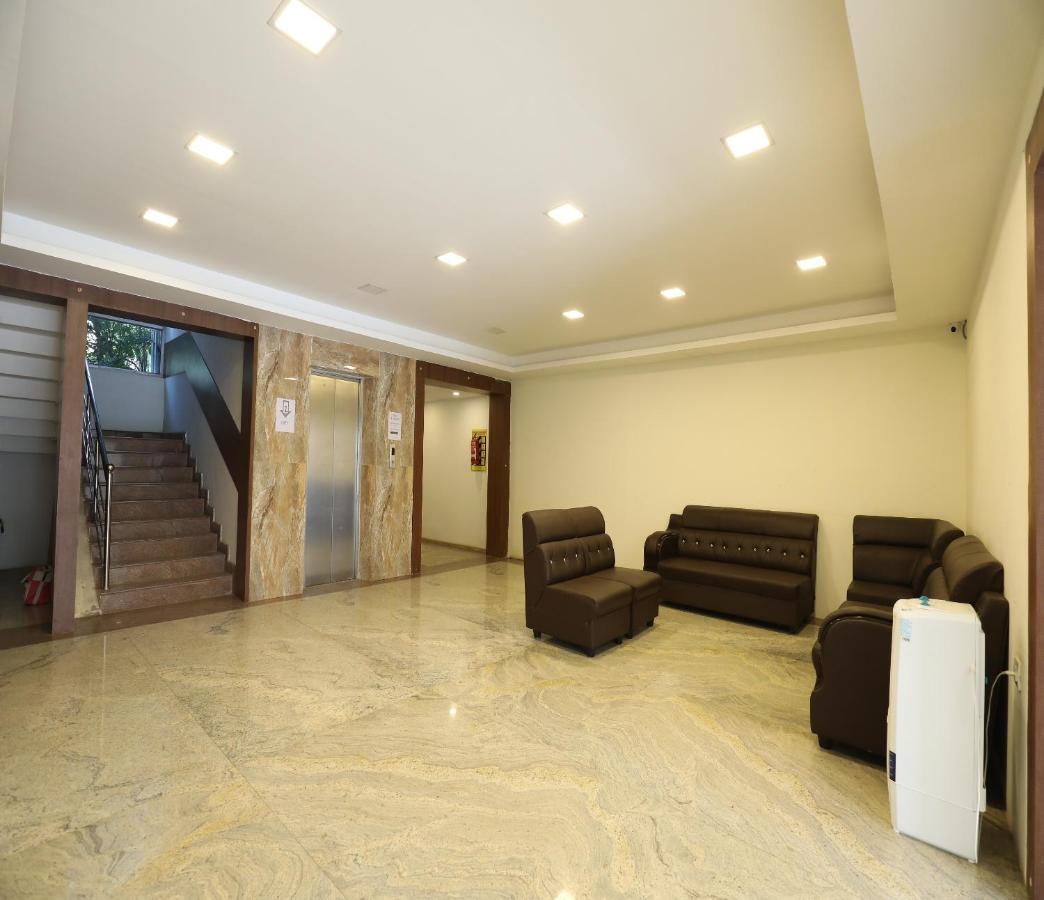 Hotel Rydham มทุราย ภายนอก รูปภาพ