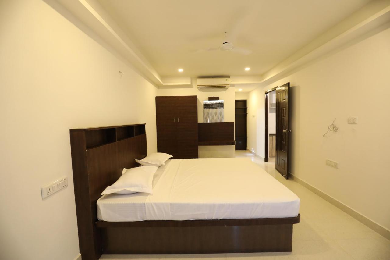 Hotel Rydham มทุราย ภายนอก รูปภาพ