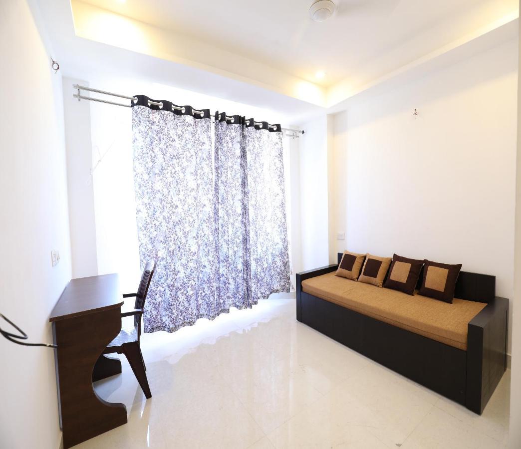 Hotel Rydham มทุราย ภายนอก รูปภาพ