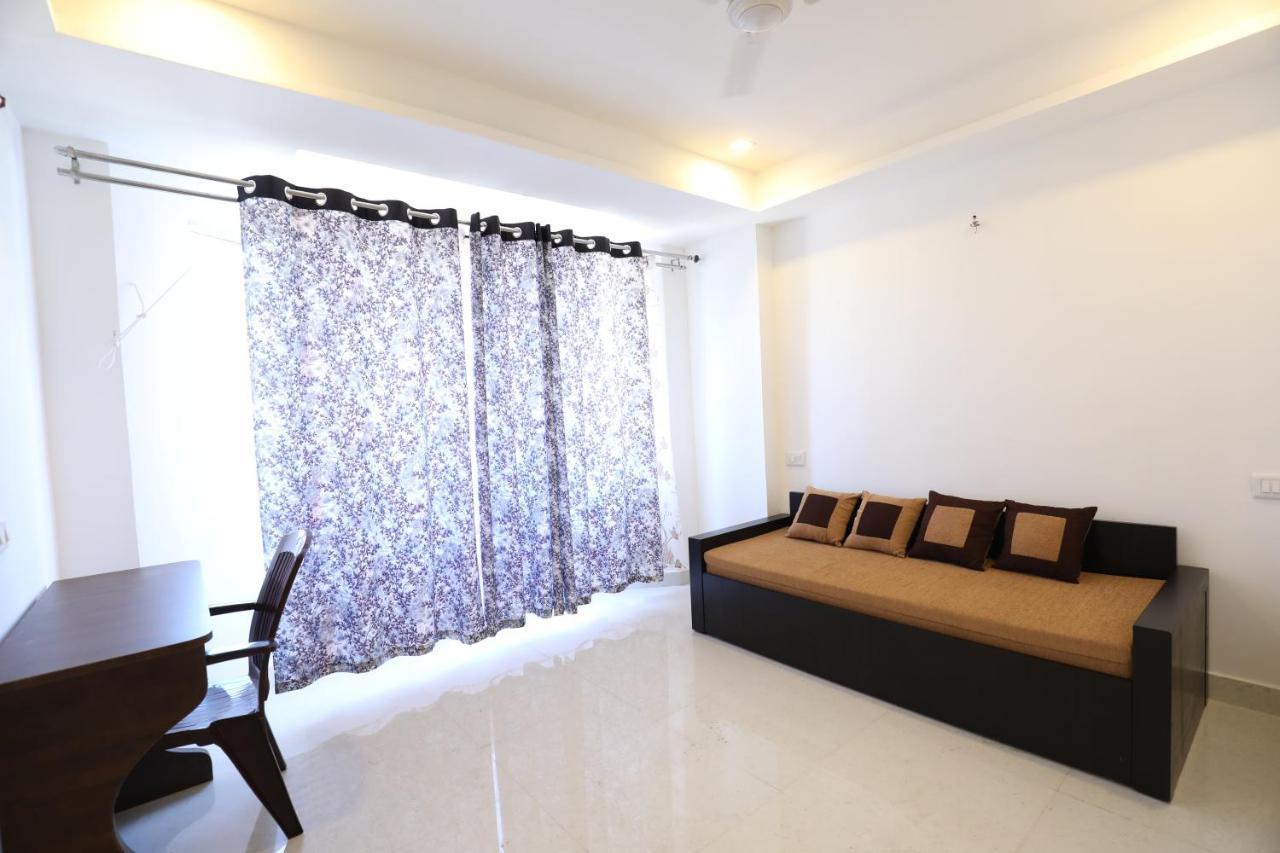 Hotel Rydham มทุราย ภายนอก รูปภาพ
