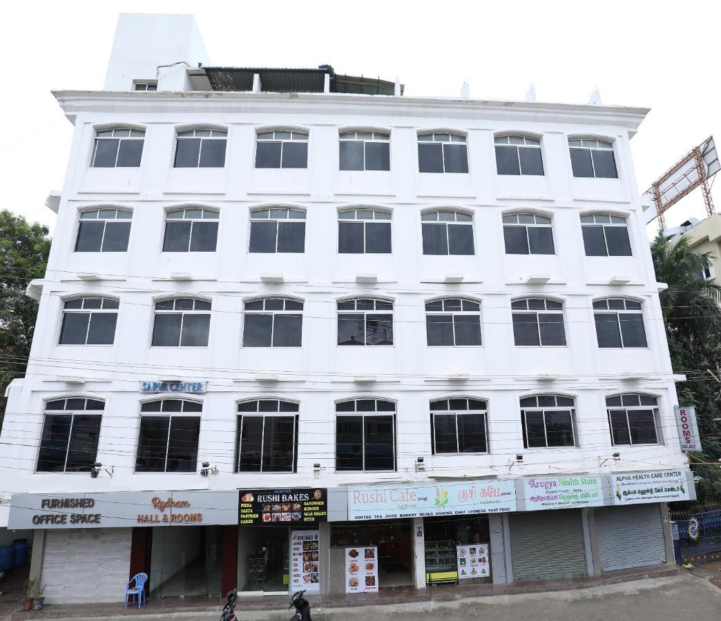 Hotel Rydham มทุราย ภายนอก รูปภาพ
